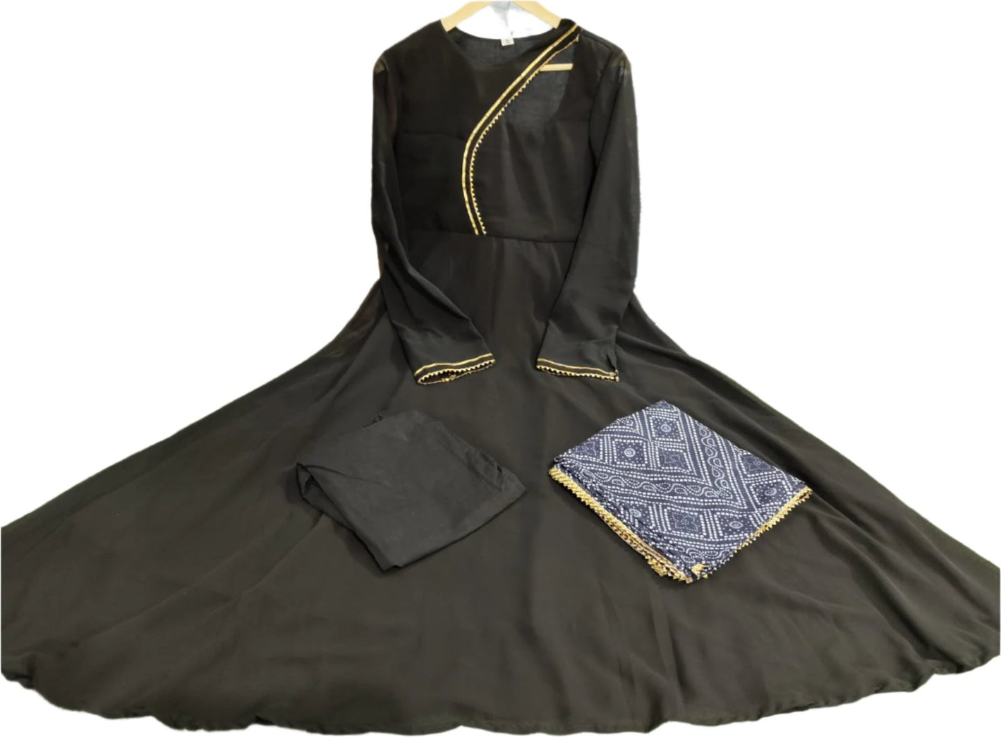 Enhance Your Festival And Wedding Experience With This Lightweight And Vibrant Outfit Moksha Fashions