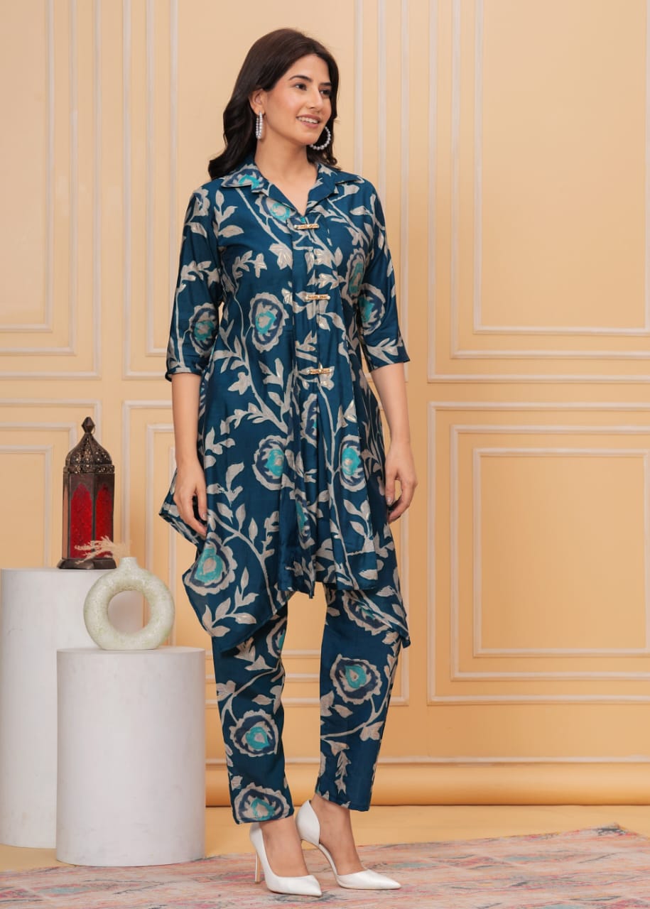 .Expertly Crafted With Pure Maslin Beautiful Kurti Features A Sophisticated Collar Design Moksha Fashions