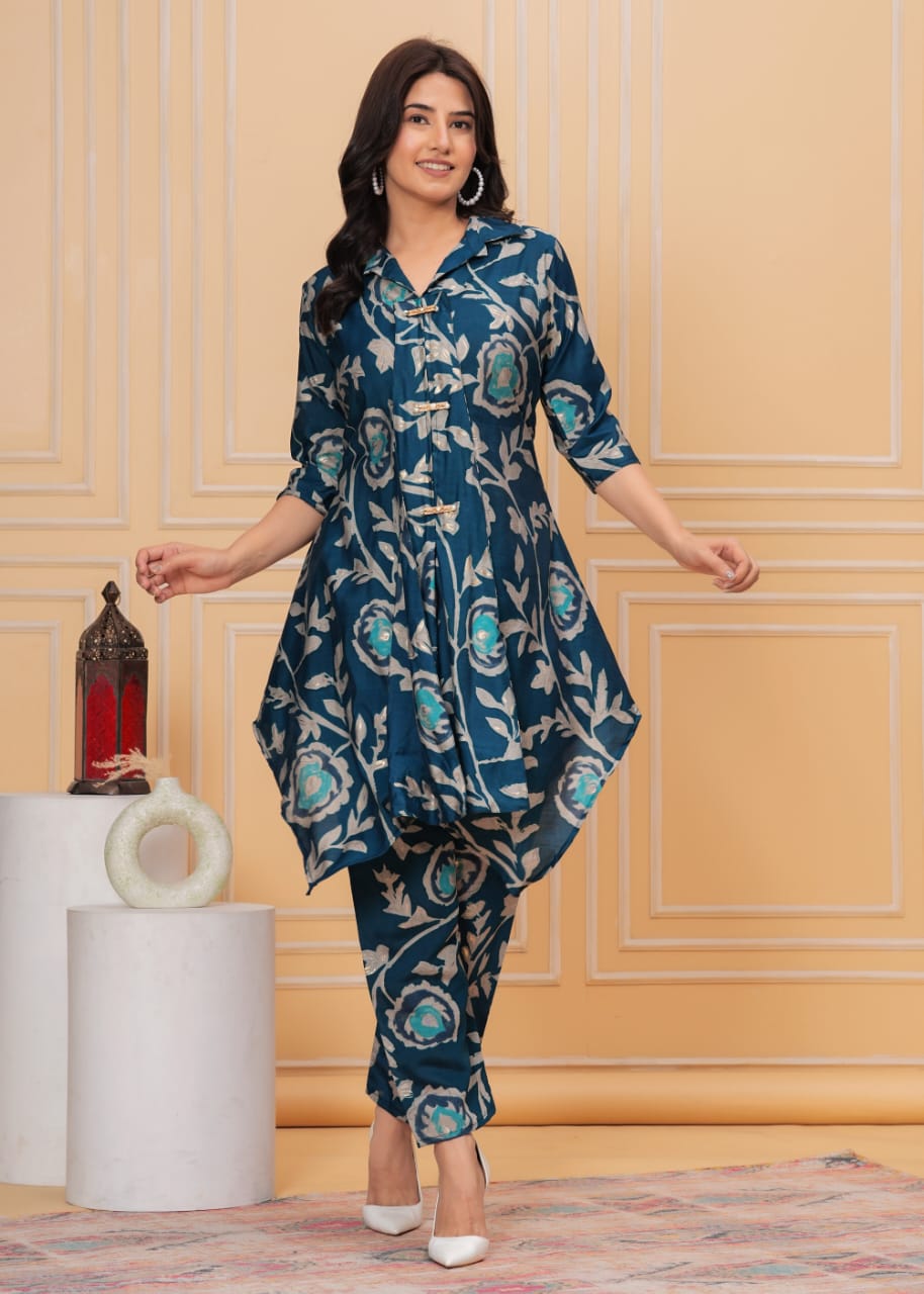 .Expertly Crafted With Pure Maslin Beautiful Kurti Features A Sophisticated Collar Design Moksha Fashions