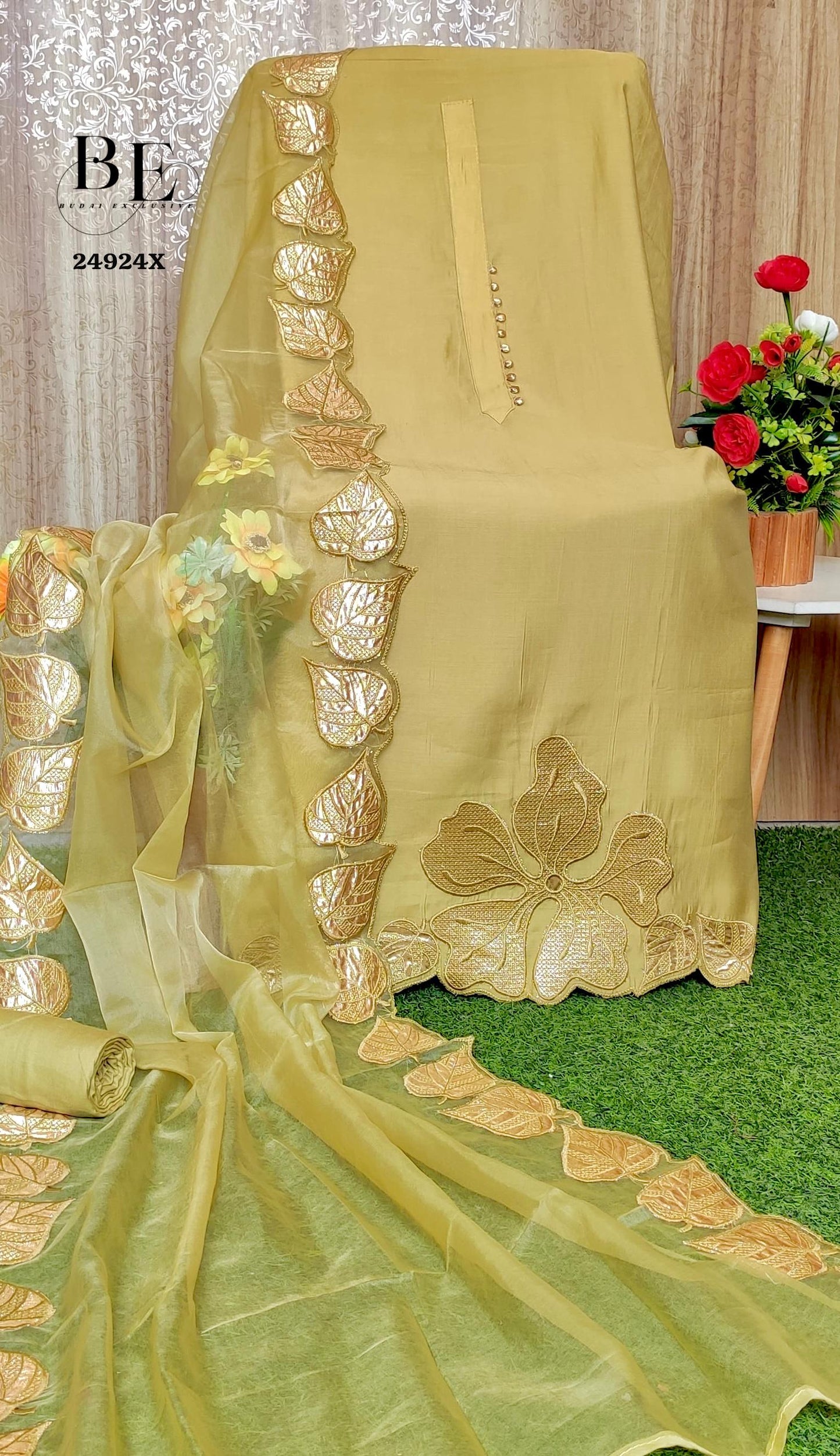 PREMIUM RANGE OF SUIT FABRIC Moksha Fashions