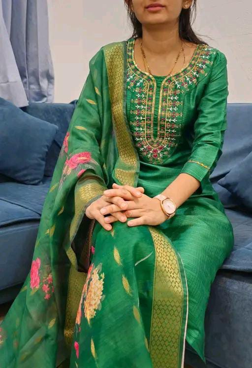Kurta Pant Set - Moksha Fashions