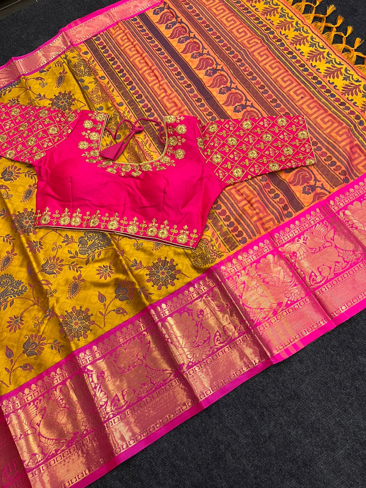 Expertly Crafted Cotton Silk Saree With Unique Design Moksha Fashions
