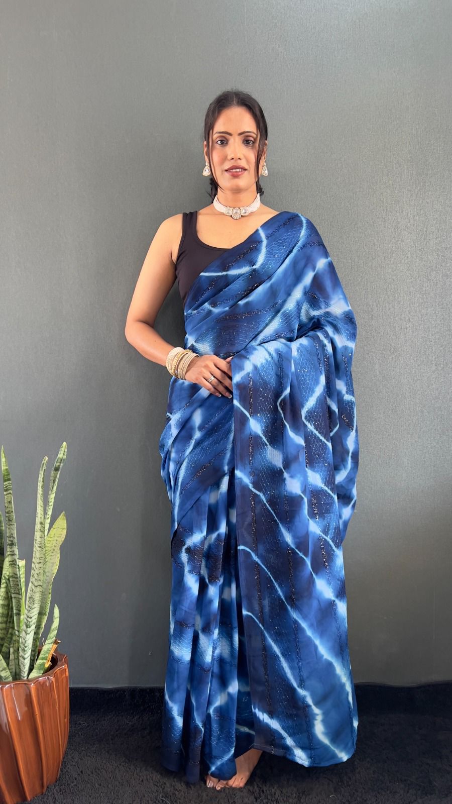 .1 Minute Saree/Georgette Laharia Saree