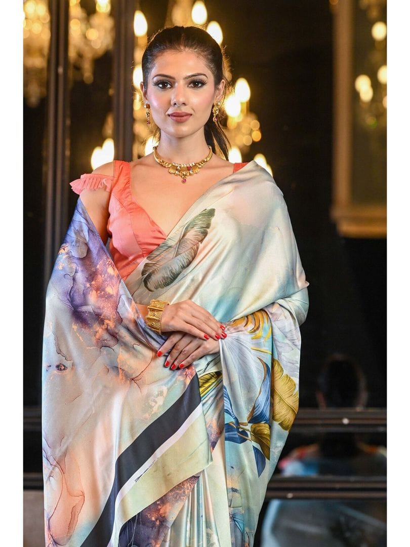 .Smooth, Luxurious Satin Saree