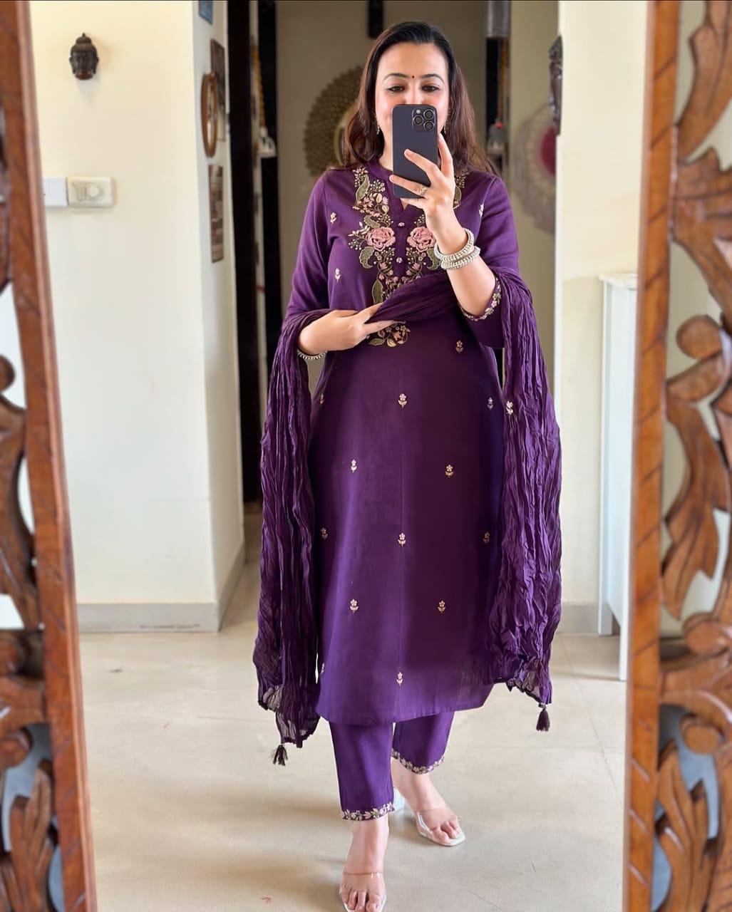 .Beautiful Cotton Suit