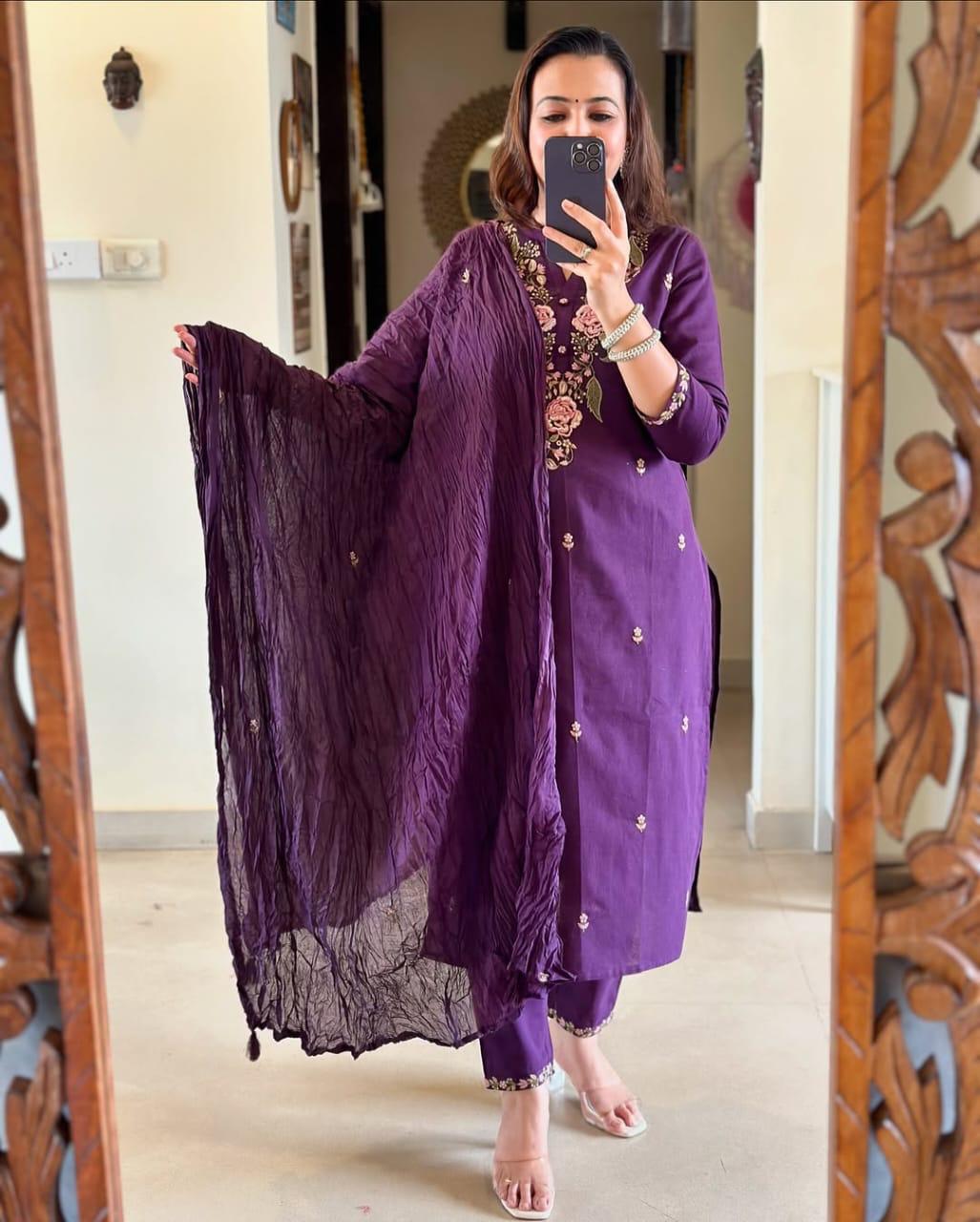 .Beautiful Cotton Suit