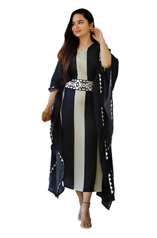 Modish Fashionable Embroidery kaftan