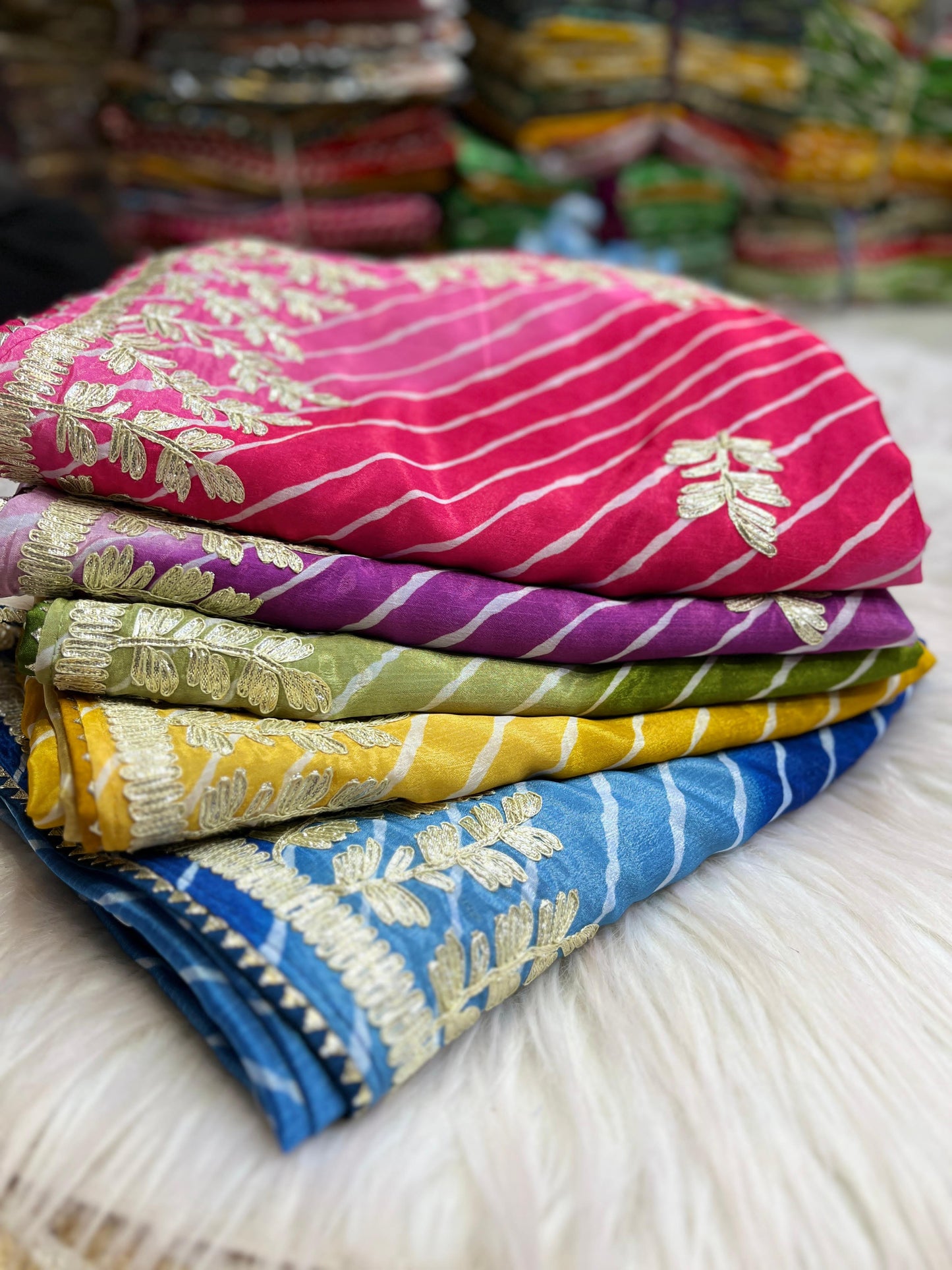 .Chinon Silk Lehriya