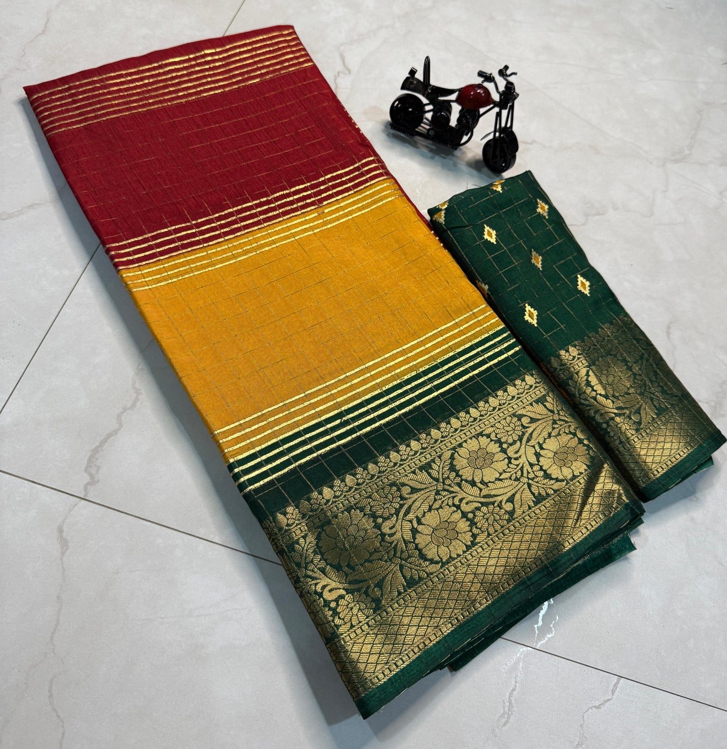.Multicolor Super Dola Saree