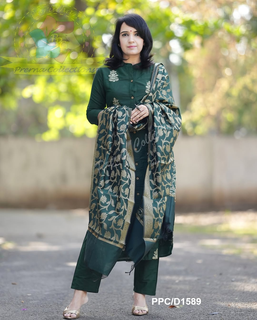 Cotton kurti Set With Embroidery Work
